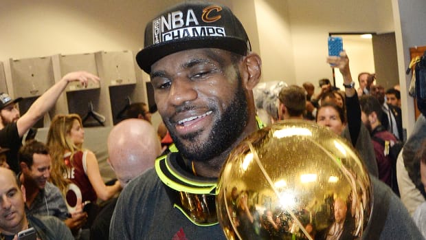 lebron-james-cavaliers-nba-title-free-agency-100-million-contract.jpg